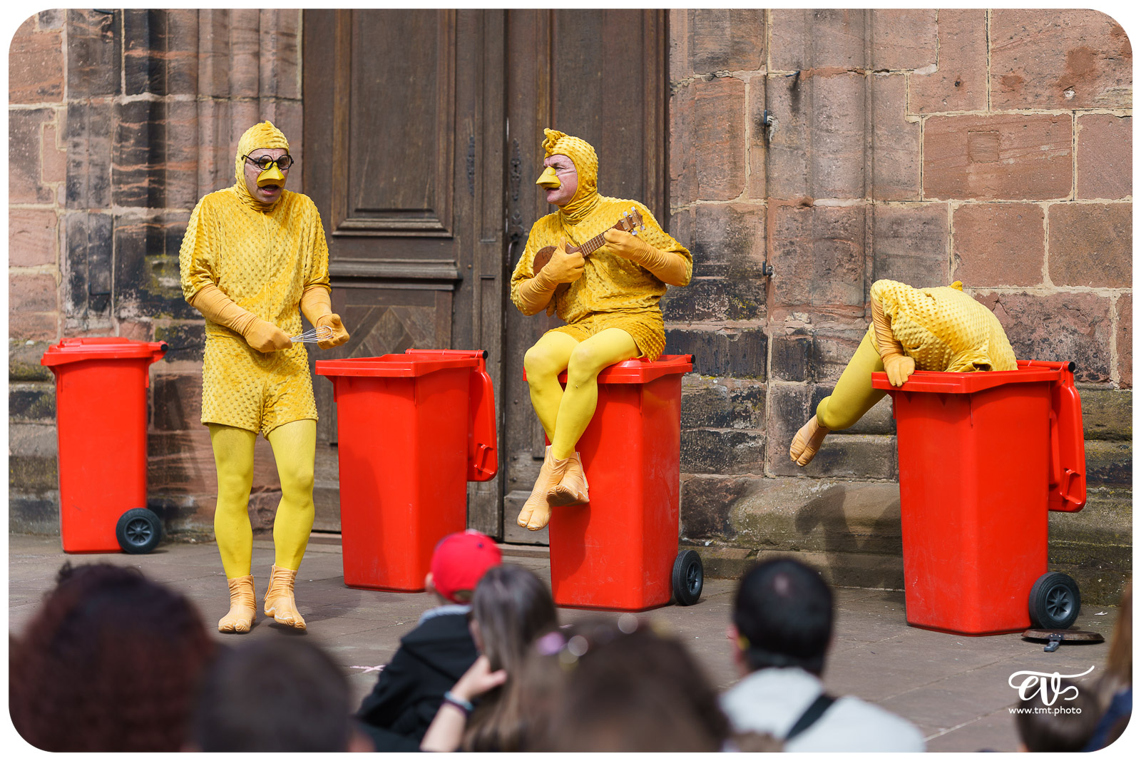 UN POUR TOUS TOUS POUSSIN ! - LES ARTS PITRES